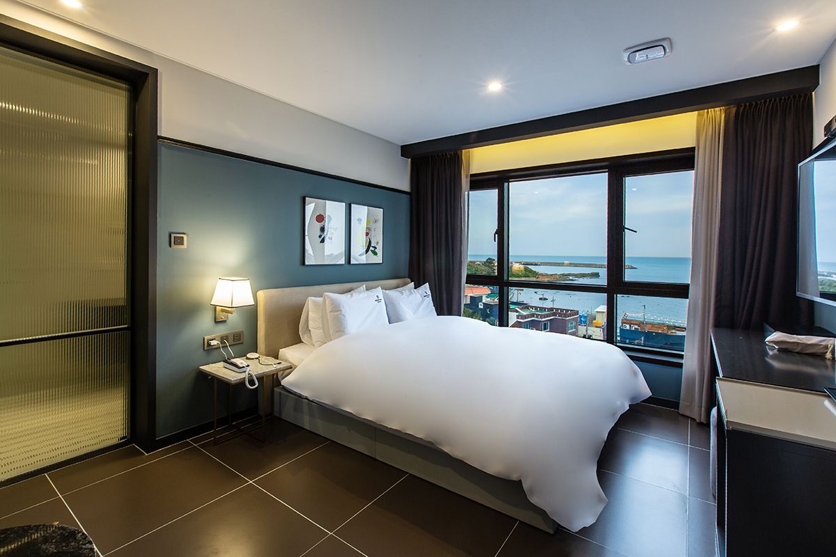 premium double room, ocean view | blackout curtains, free wifi, bed sheets