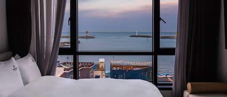 Chambre Premium avec lits jumeaux, vue océan | Vue sur la plage/l’océan