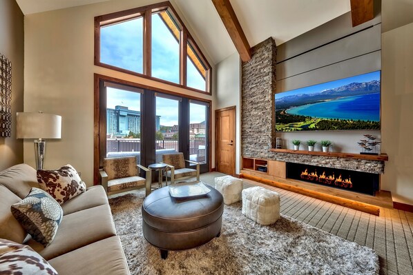 TV, fireplace - Luxury Three Bedroom Residence steps from Heavenly Village (South Lake Tahoe)