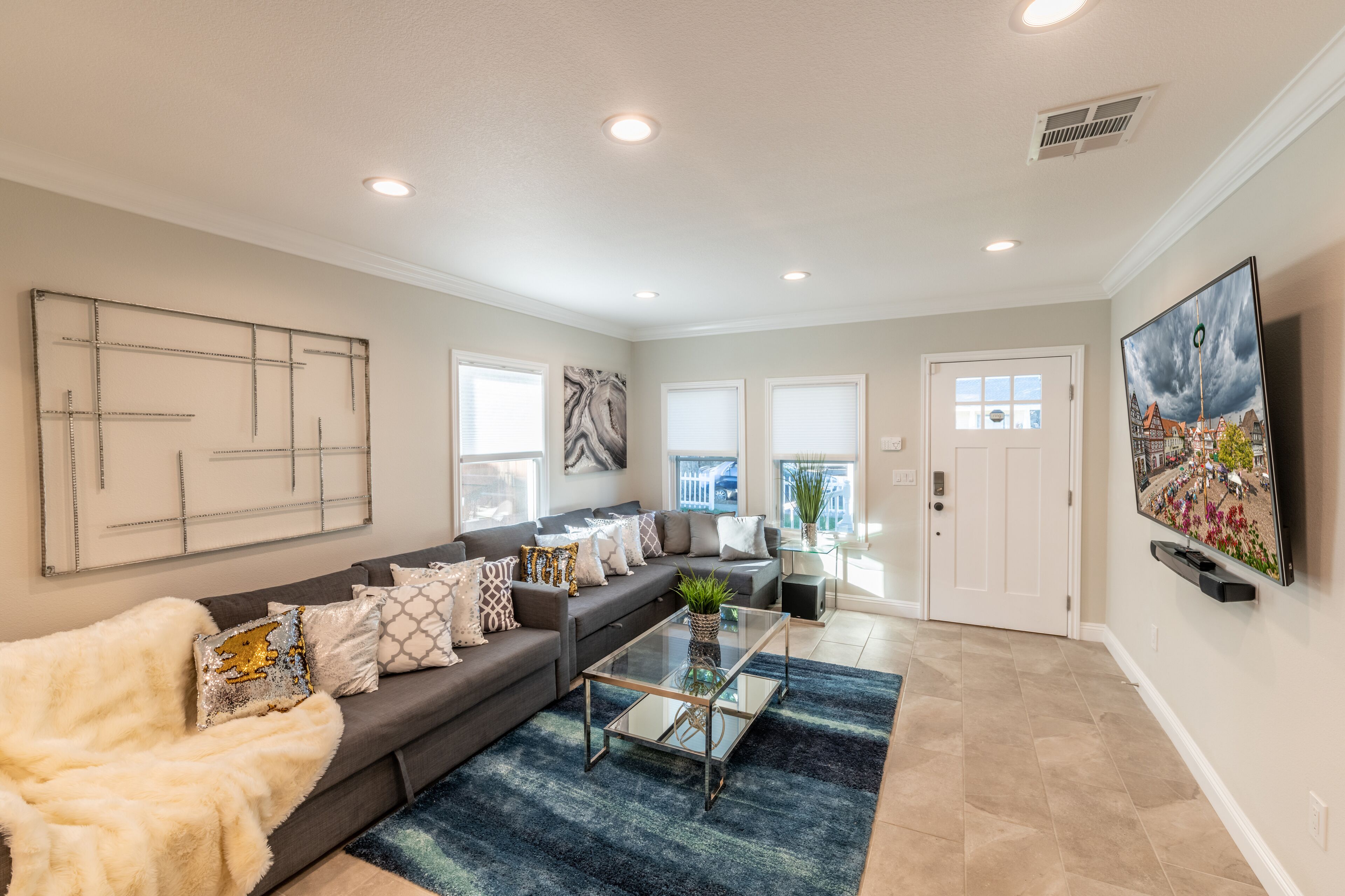 Smart-TV, videospill, fotballspill og musikkbibliotek