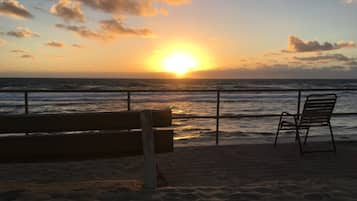 Am Strand, Liegestühle