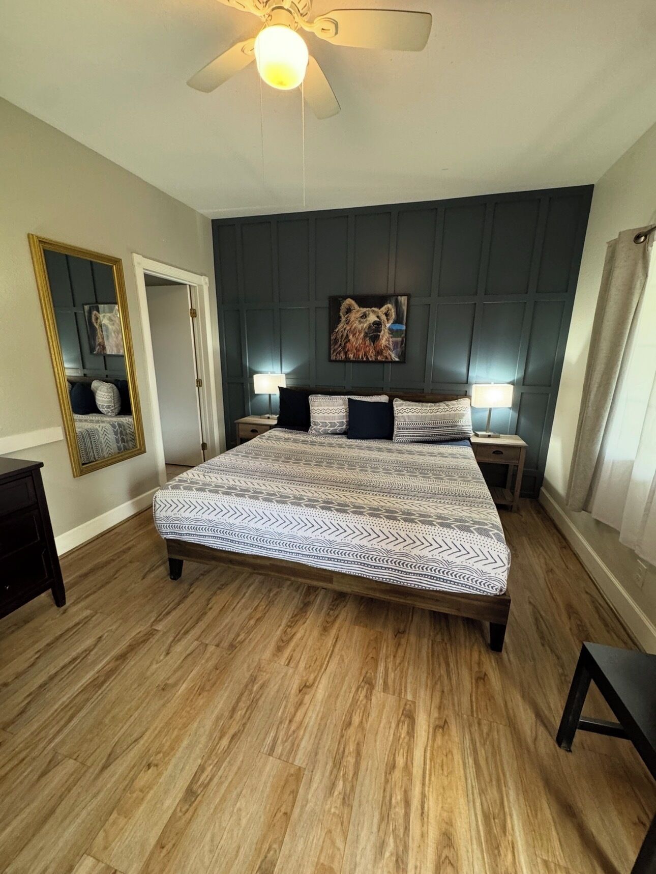 Chambre Exécutive (King Bed and Futon Sofa) | Wi-Fi gratuit