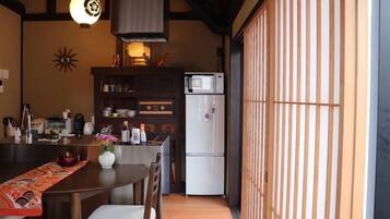 Fridge, microwave, stovetop, coffee/tea maker