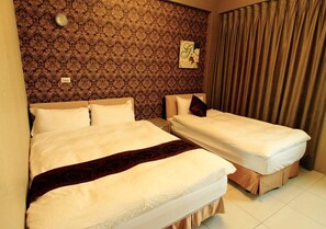 Standard Triple Room, Multiple Beds