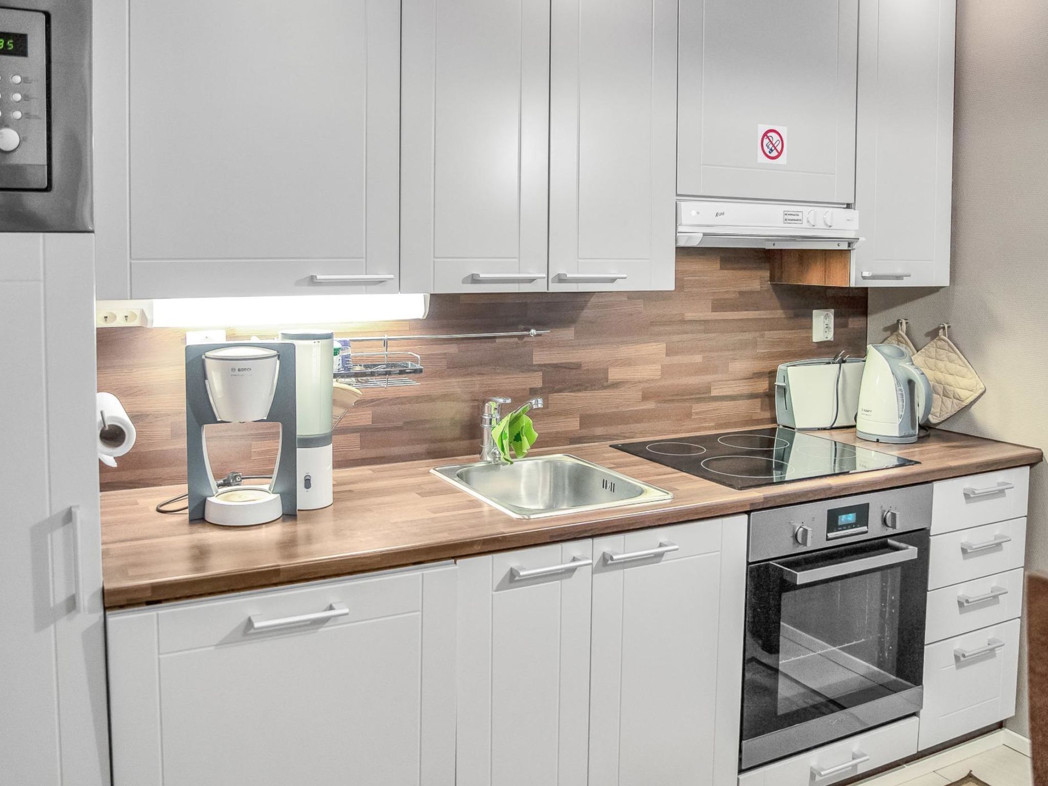 Réfrigérateur, micro-ondes, lave-vaisselle