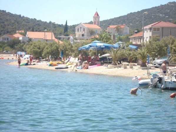 Beach nearby, sun loungers