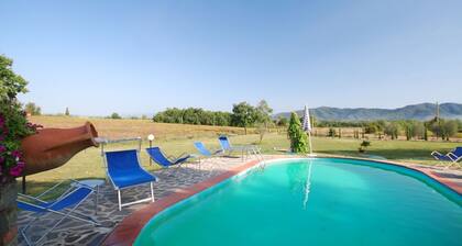 La Casa di Catia est une belle maison avec piscine privée