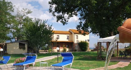 asa di Catia is a nice farmhouse with private pool situated in the heart of the Val di Chiana countr