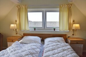 4 sovrum, värdeförvaringsskåp på rummet, resesäng och wi-fi