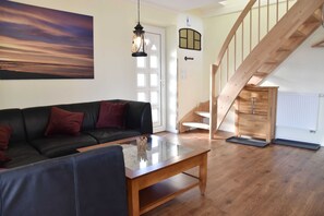 Unclassified image, 2 of 18, button