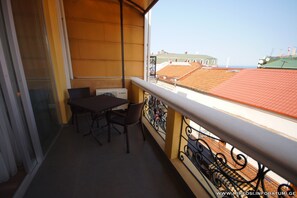 Perhehuone, terassi | Terassi/patio