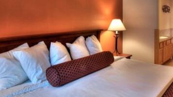 1 bedroom, iron/ironing board, internet, bed sheets