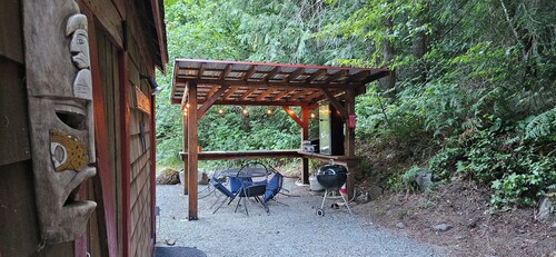 Authentic Tatoosh tipi