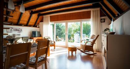 Ferienhaus Christian-Brütt-Weg 32, Garten, Terrasse, ruhige Lage