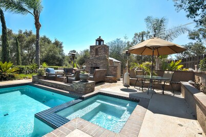 Fallbrook Tuscan villa oasis!