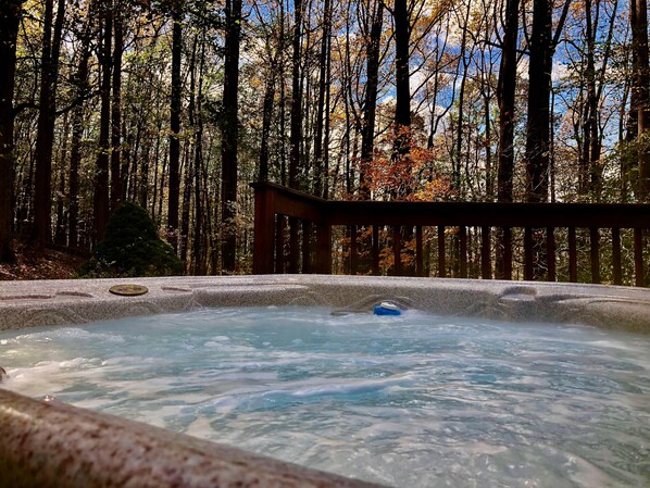 Bain à remous extérieur