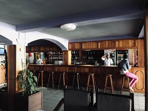 Bar (in der Unterkunft)