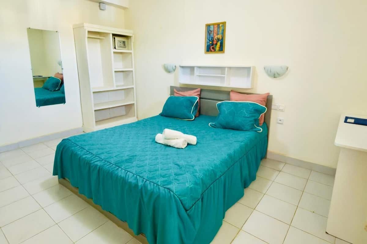 Wifi gratis y ropa de cama 