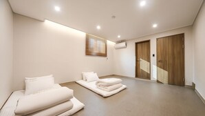 Familierom (Korean style heating)