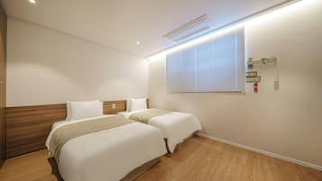 Superior Twin Room, Annex Building | Premium bedding, memory foam beds, desk, laptop workspace