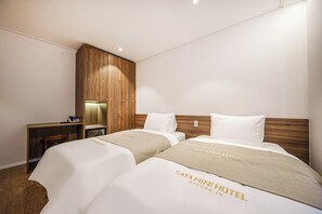Superior Twin Room, Annex Building | Premium bedding, memory-foam beds, desk, laptop workspace - Gaya Mini Hotel (Gyeongju)