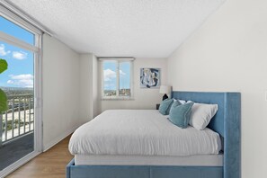 3 bedrooms, premium bedding, iron/ironing board, travel cot