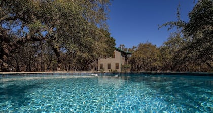 Left Fork- Private pool, fire pits, stargazing