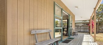 Room for The Family - Bowentown Bach