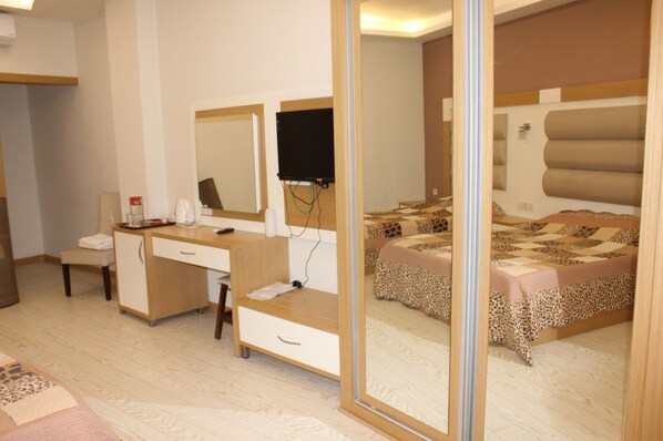 Free WiFi - Urla Tarihi Han Otel (Urla)