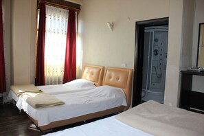 Luxury Room | Free WiFi
