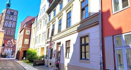 Kapitänsdeck backbord (2. OG) - Altstadthaus Stralsund