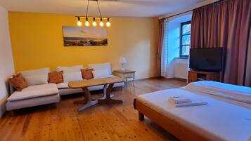 2 Schlafzimmer, WLAN, BettwÀsche
