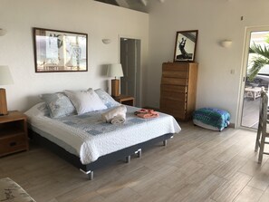 3 dormitorios, tabla de planchar con plancha, wifi gratis y ropa de cama