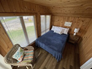 4 sovrum, skrivbord, strykjärn/strykbräda och gratis wi-fi