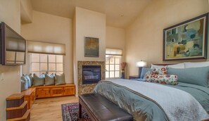 2 bedrooms, iron/ironing board, internet, bed sheets