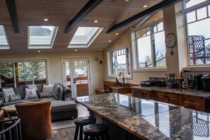 Interior - 4 bedrooms 6 beds Fasching Haus Chalet (Aspen)