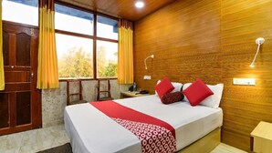 Deluxe Double Room, 1 Queen Bed | Rollaway beds (surcharge), bed sheets - Blue Ocean Resort (Port Blair)