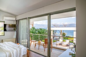 4 Schlafzimmer, Zimmersafe, Bügeleisen/Bügelbrett, WLAN