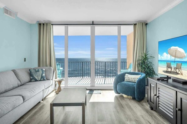 Smart TV, DVD player