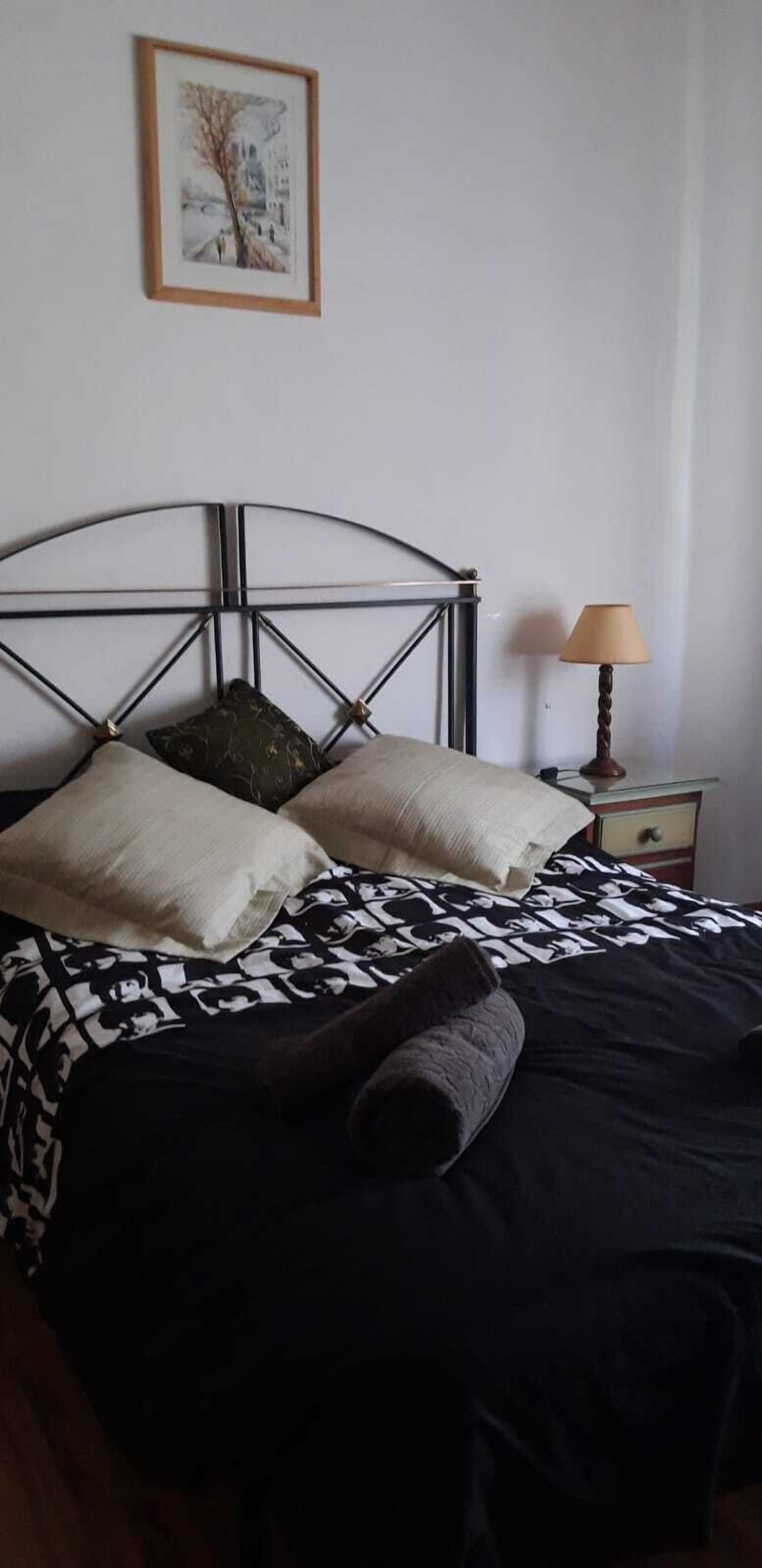 3 dormitorios, tabla de planchar con plancha, wifi y ropa de cama