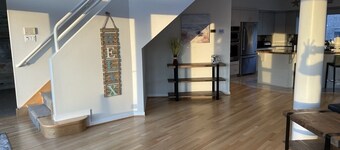 プール、ジャクジー、そして壮観なベイビューを備えたデラックスマーゲートビーチホーム -  18名様用ベッド