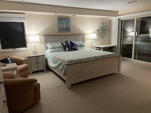 5 Schlafzimmer, Schreibtisch, Bügeleisen/Bügelbrett, kostenloses WLAN