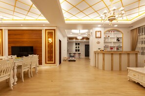 Televisión de pantalla plana