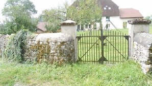 Unclassified image, 3 of 52, button - Chambres d'Hôtes La ferme de montard (Montmorot)