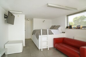 Apartament, vistes al mar | Wifi gratuïta i roba de llit 