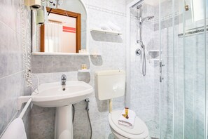 Quarto casal ou duplo | Banheiro