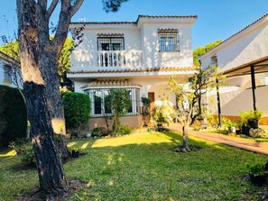 Exterior - Chalet in La Barrosa, beach, relax and tranquility (Chiclana de la Frontera)