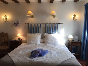 Romantic Double Room, 1 King Bed, Garden View