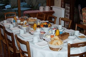 Petit-déjeuner continental compris tous les jours