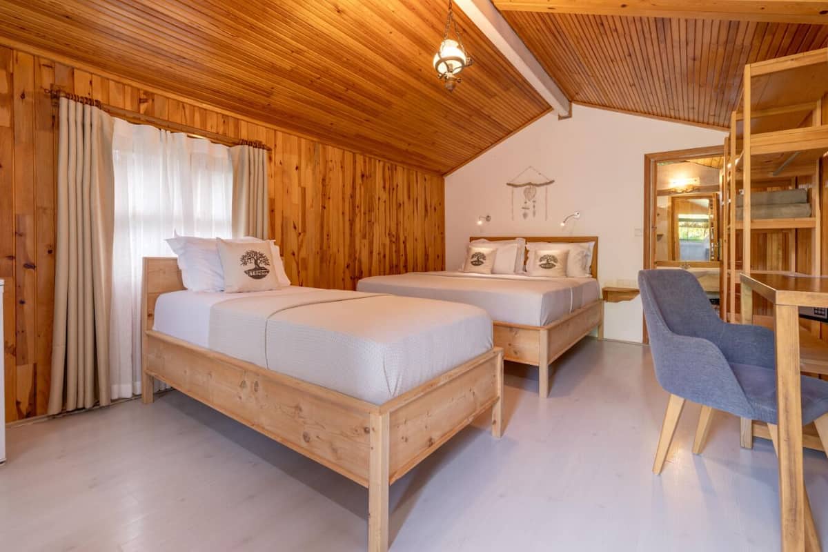 Bungalow, Multiple Beds (3 People) | 1 bedroom, premium bedding, in-room safe, soundproofing